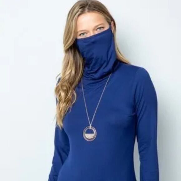 Army Green Turtle Neck long sleeved shirt with attached face mask NWOT L - Picture 1 of 9